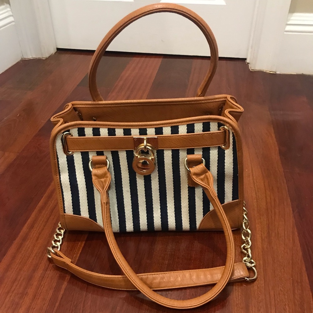 CUTE PURSE WITH WALLET